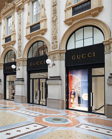 livigno negozio gucci|negozi gucci oggi.